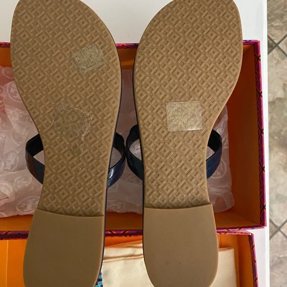 New authentic Tory Burch